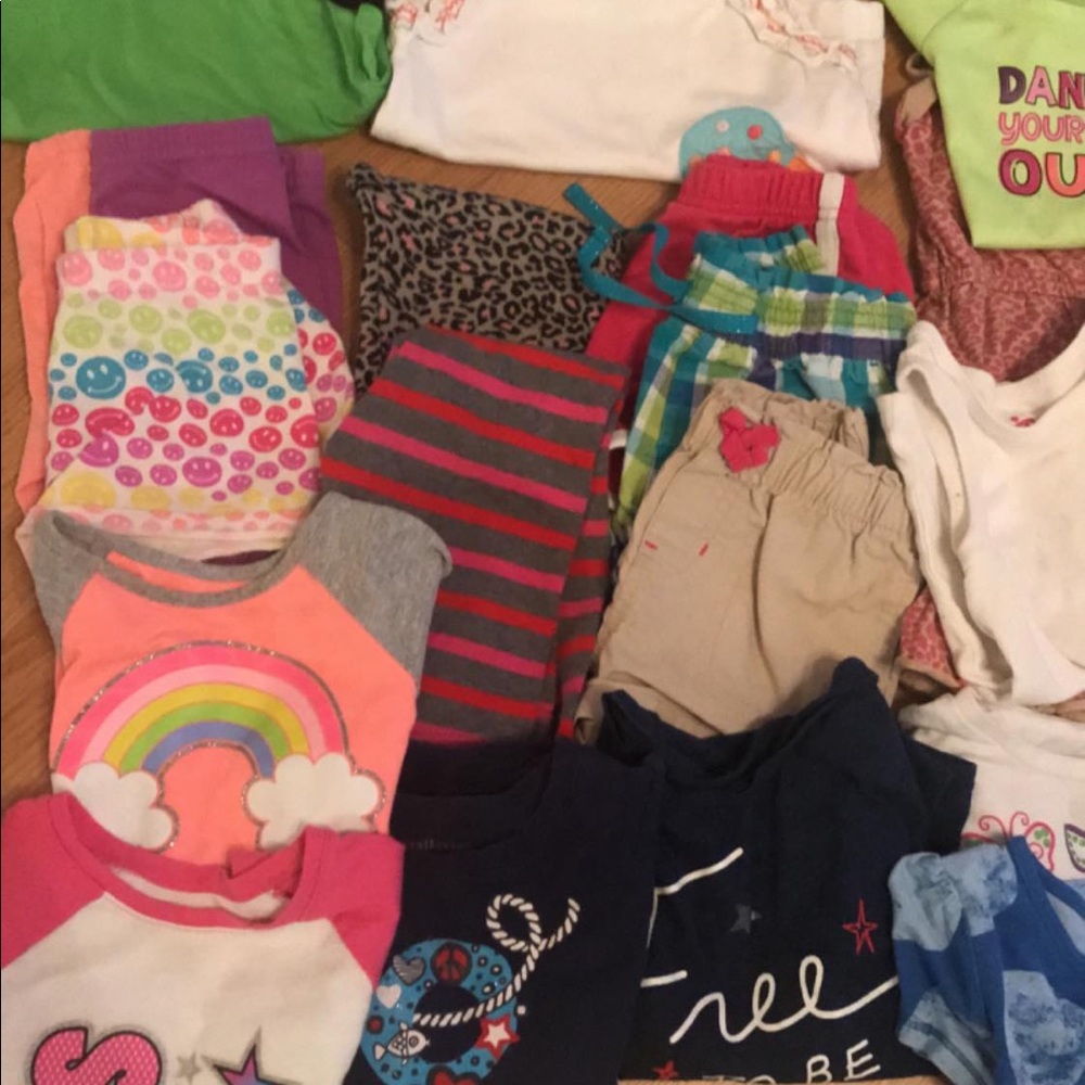 Girls 3t summer clothes.